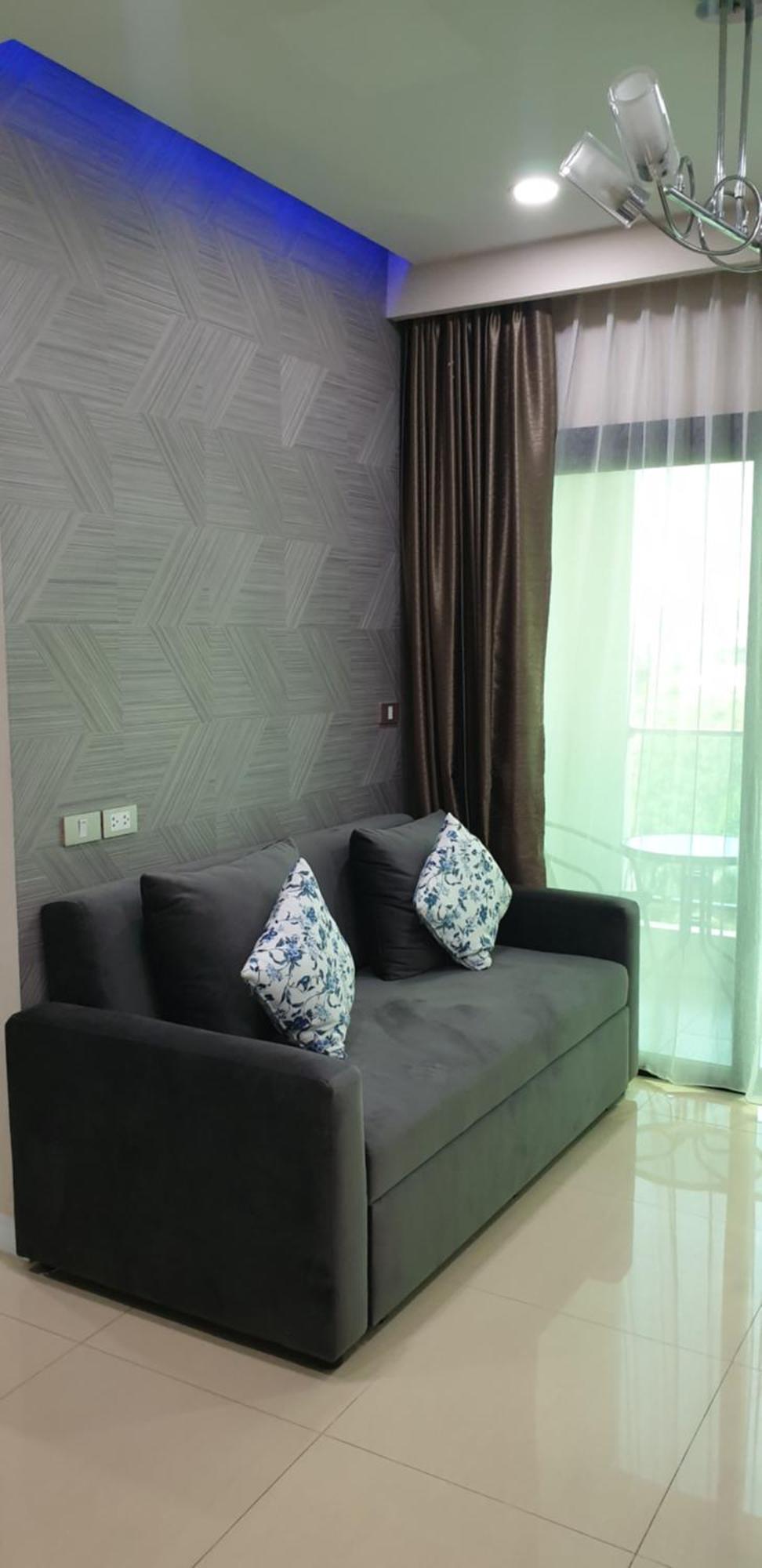Dusit Grand Condo View Джомтиен Бийч Екстериор снимка