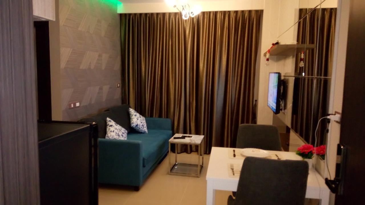 Dusit Grand Condo View Джомтиен Бийч Екстериор снимка