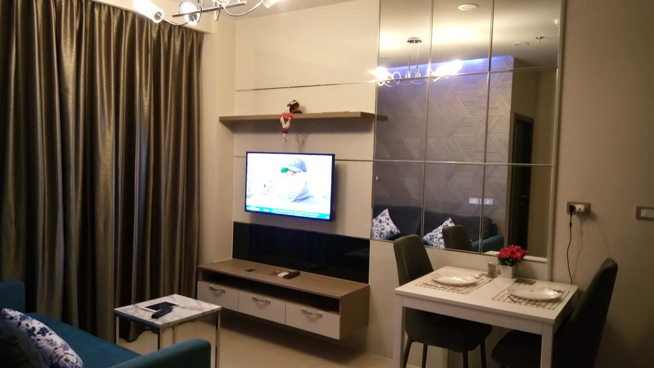 Dusit Grand Condo View Джомтиен Бийч Екстериор снимка