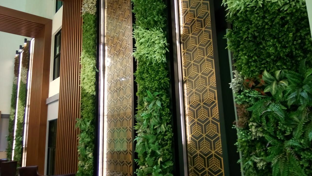 Dusit Grand Condo View Джомтиен Бийч Екстериор снимка